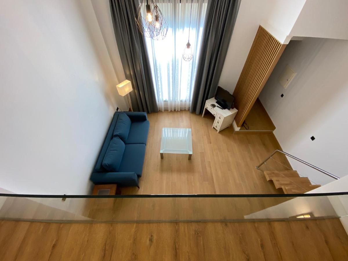 Apartmán Loft Laura Nervion Sevilla Exteriér fotografie